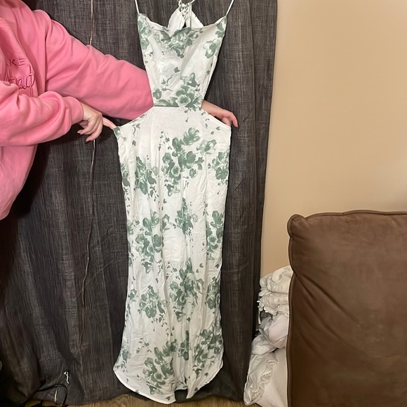 Hello molly “Fietta Midi Dress” - Picture 3 of 7